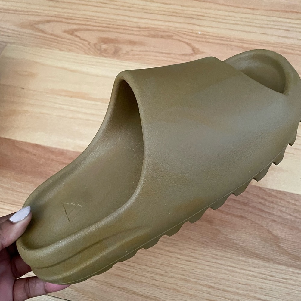 Yeezy slides Ochre